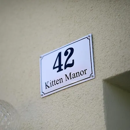 P-hosting Kitten Manor Im Kurort Διαμέρισμα *