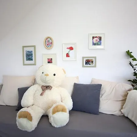 P-hosting Kitten Manor Im Kurort Bad Waldsee