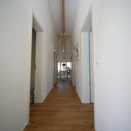 P-hosting Kitten Manor Im Kurort *